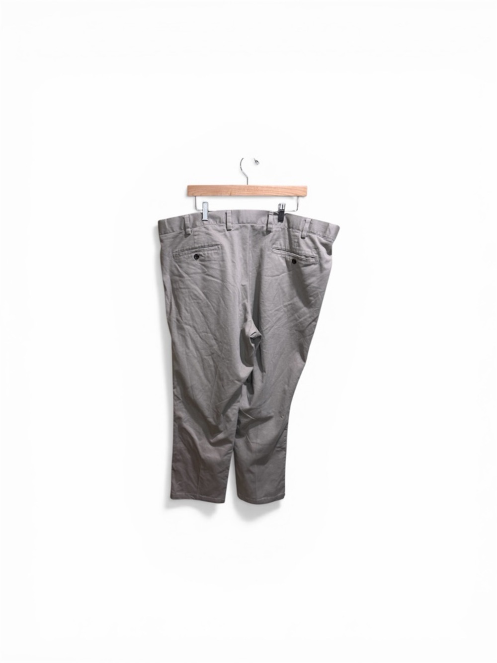 Dockers 46x32 Men's Khaki Chino pants - Picture 6 of 7